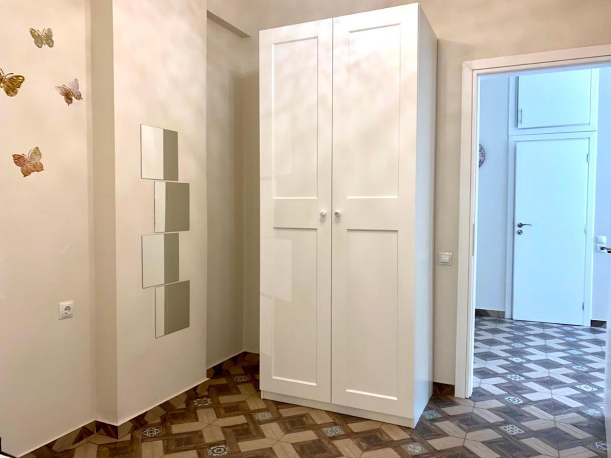Dafni'S Home Is In 200M To Metro Ag Ioanis Atena Exterior foto