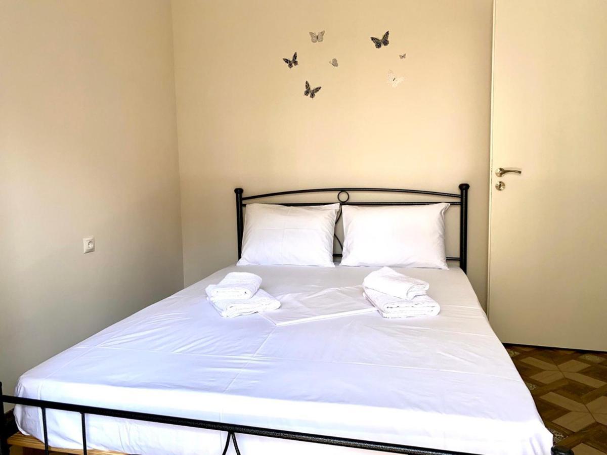 Dafni'S Home Is In 200M To Metro Ag Ioanis Atena Exterior foto